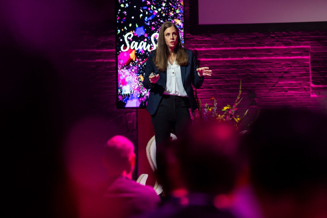 SalesLed vs. ProductLed Growth Which Strategy Drives Real Success